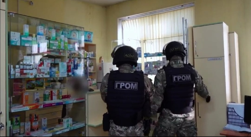 В одной из аптек Благовещенска обнаружили незаконную продажу лекарственных препаратов  - 2x2.su