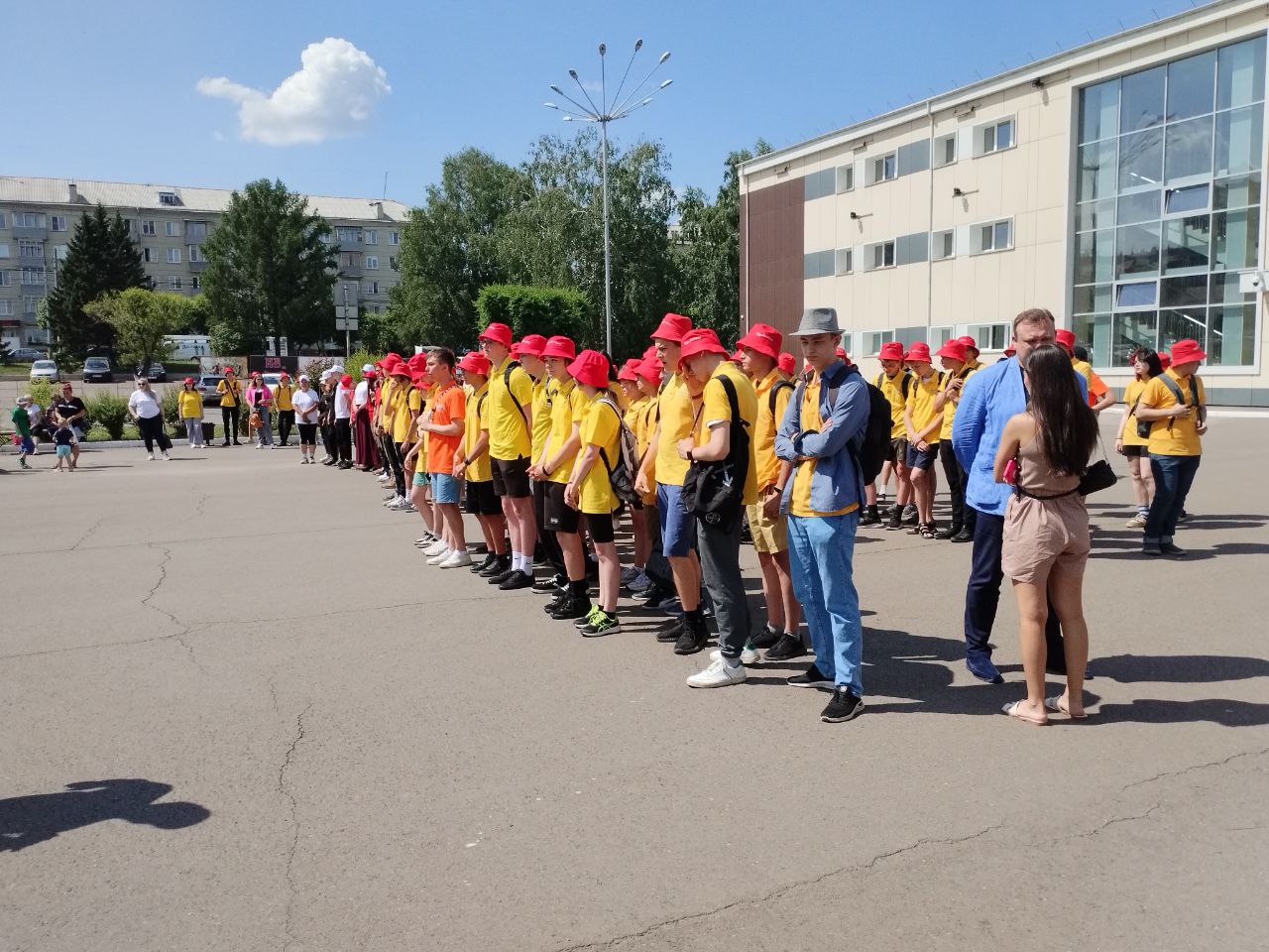 «Это того стоило»: Автобус Победы из Благовещенска прошёл половину пути до Сталинграда  - 2x2.su картинка 7