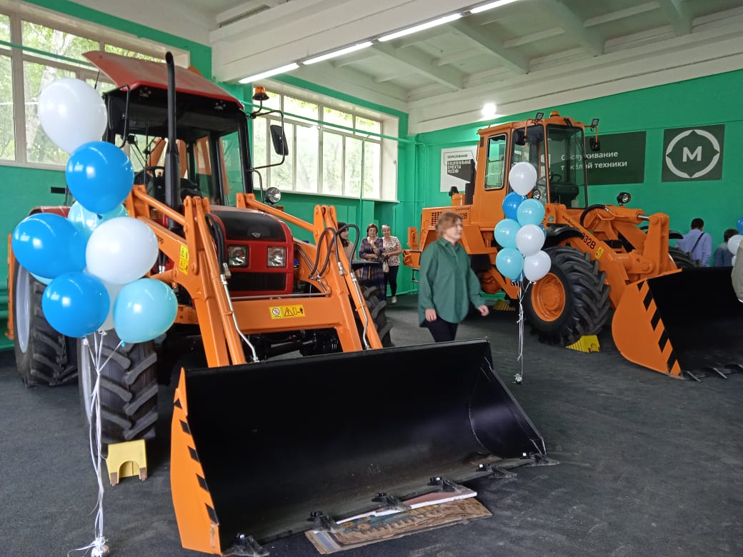 Благодаря нацпроекту «Образование» в Амурском колледже транспорта и дорожного хозяйства открылись современные мастерские - 2x2.su картинка 2