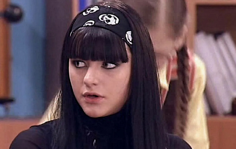 СМИ рассказали, вернётся ли Анастасия Сиваева в сериал «Папины дочки»