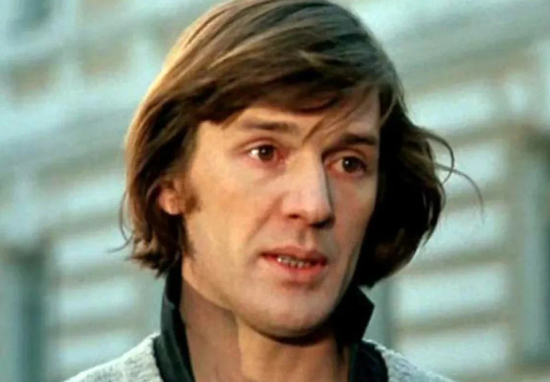 16-летняя дочь Александра Абдулова перестала скрываться от публики - 2x2.su