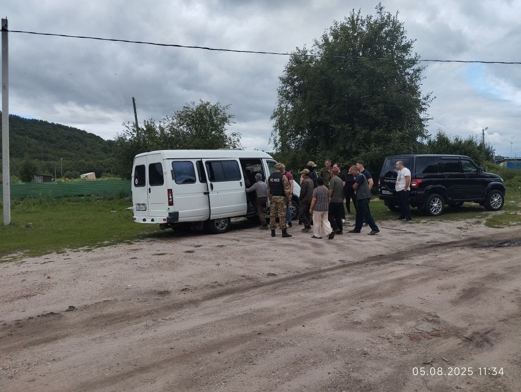 В Новопетровке проверили мигрантов, которые работают на полях - 2x2.su картинка 3