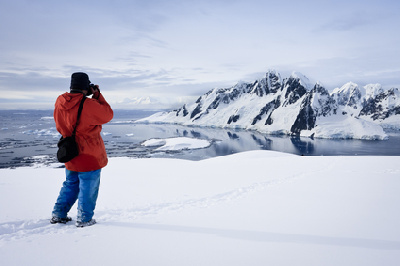 Российские депутаты добрались до самой высокой точки Антарктиды - 2x2.su