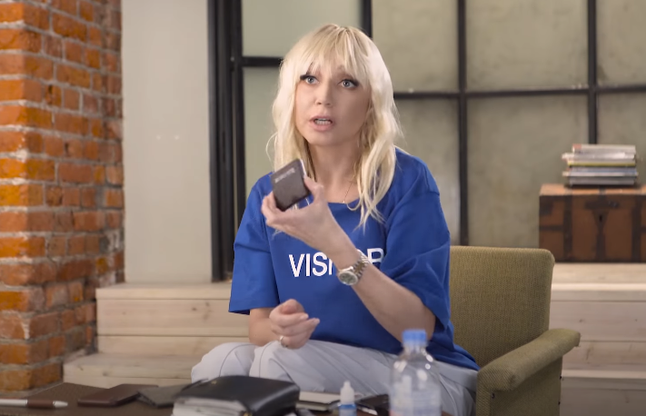 Попавшая в скандал Орбакайте опубликовала свежее фото на фоне замка - 2x2.su