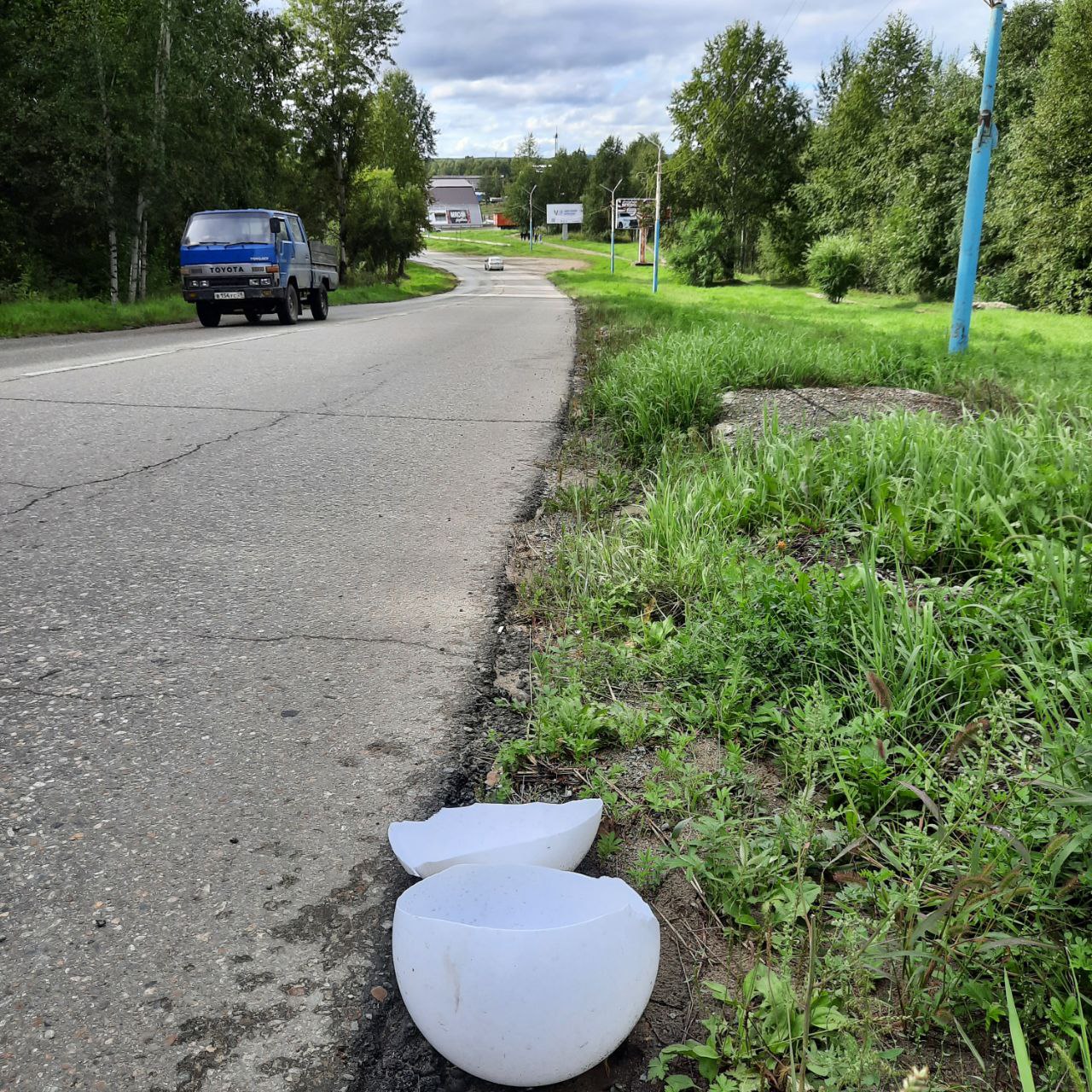 «Она нездорова»: появились подробности погрома на площади Шохина в Зее - 2x2.su картинка 2