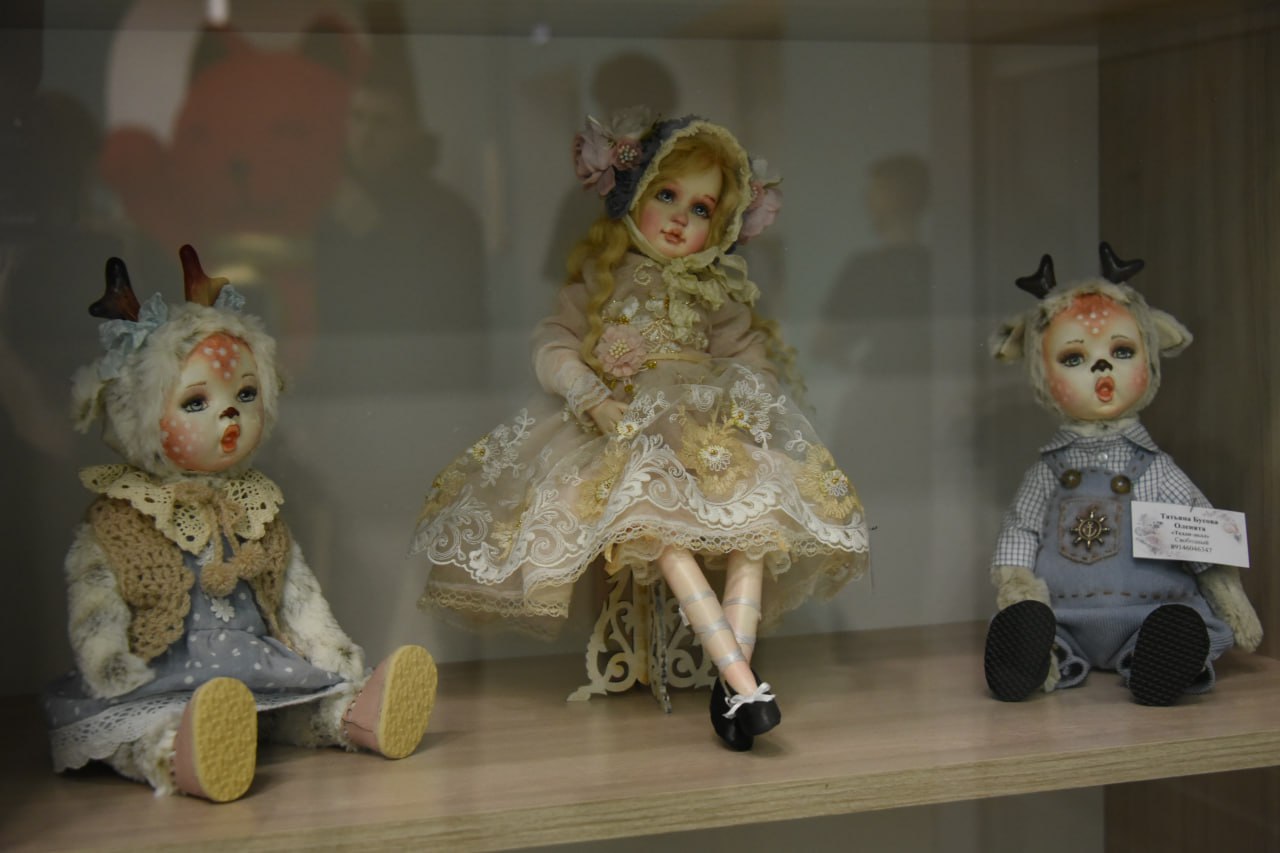 Жительница Свободного удивила амурчан рукодельными игрушками в стиле «Тедди-долл» - 2x2.su картинка 5