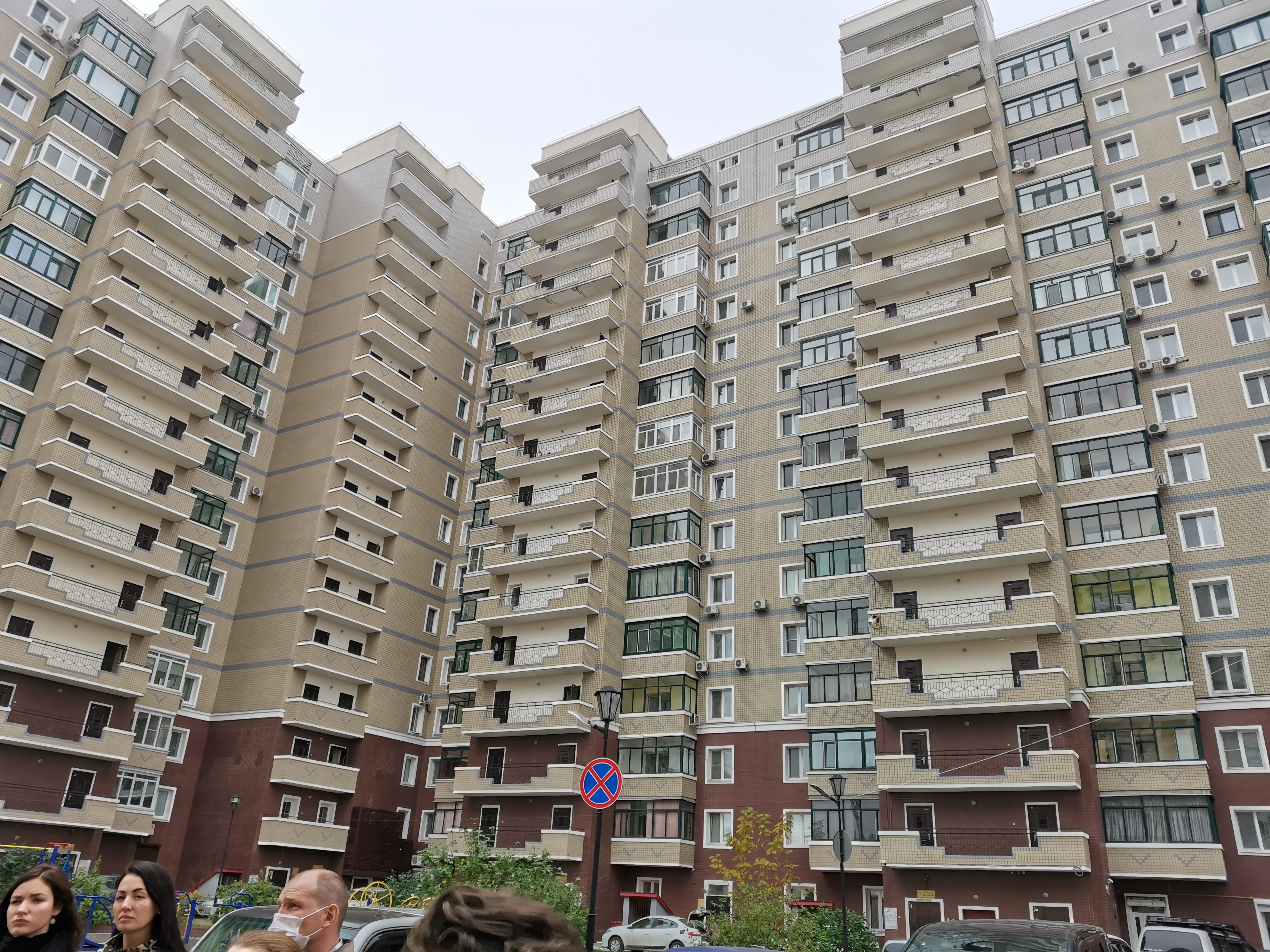 Гости «Ярмарки жилья» присмотрели себе квартиры на экскурсиях по новостройкам - 2x2.su картинка 5