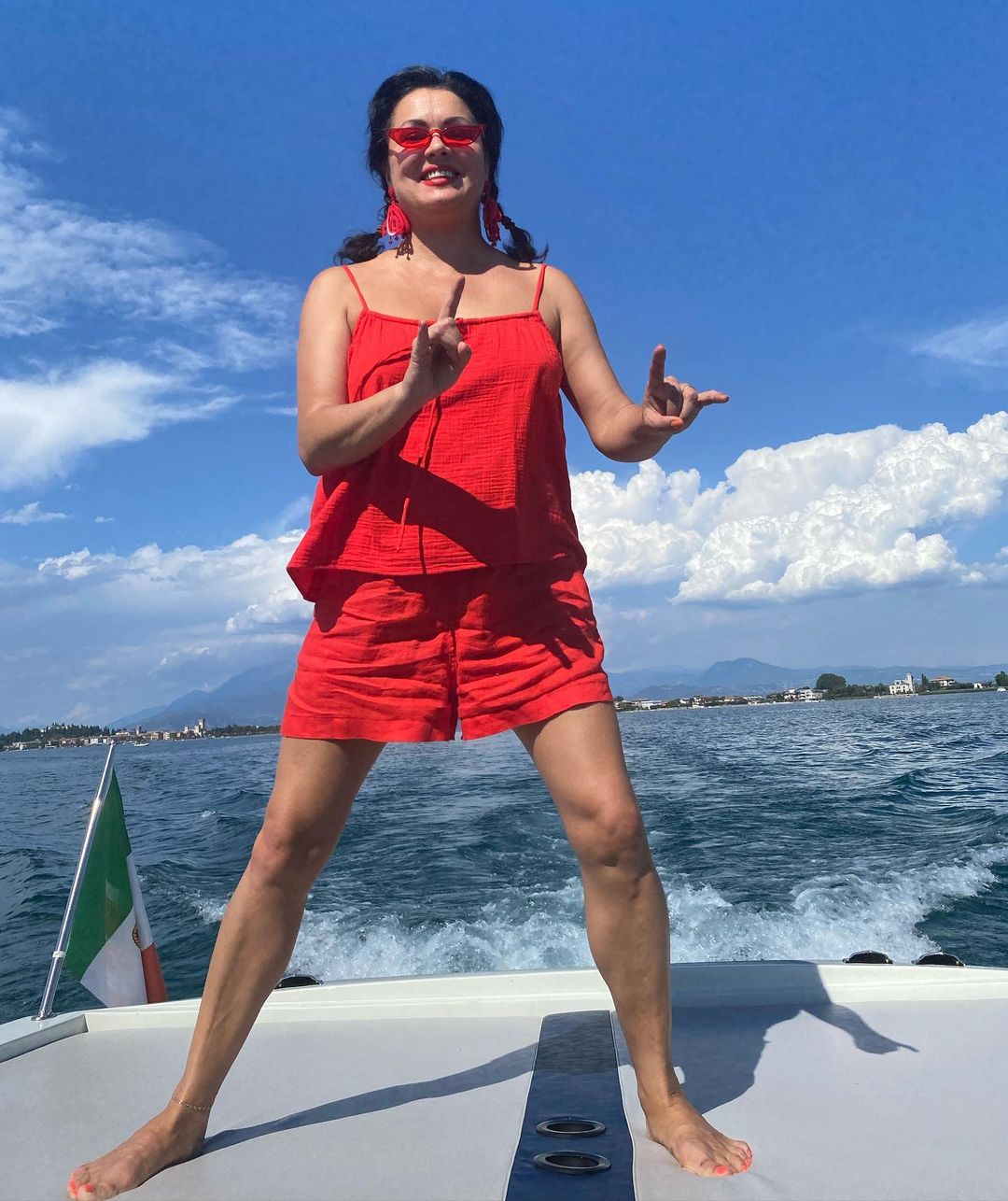 Новые фото Анны Нетребко появились в Сети, певица напугала поклонников своей худобой - 2x2.su картинка 3