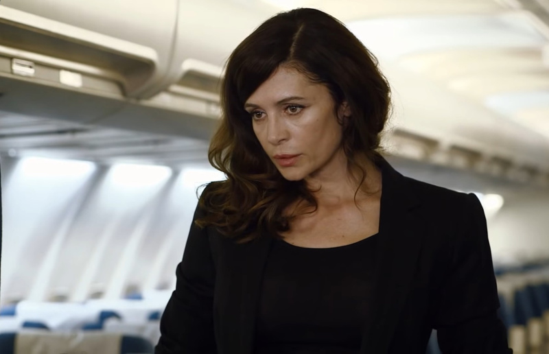 Оксана Фандера опубликовала фото с украинским флагом на балконе и назвала себя россиянкой, нарвавшись на критику - 2x2.su