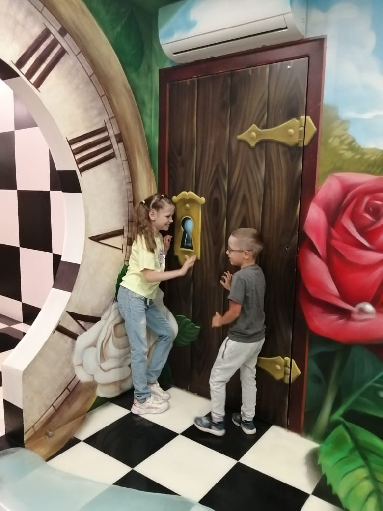 Дом великана и экскурсия в темноте: куда сходить с детьми в Москве? - 2x2.su картинка 29