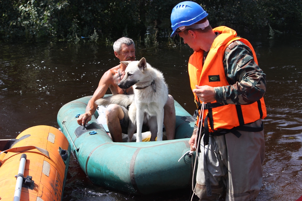 9 лет спустя снова дамбы: в годовщину страшного затопления во Владимировке готовятся к паводку - 2x2.su картинка 9