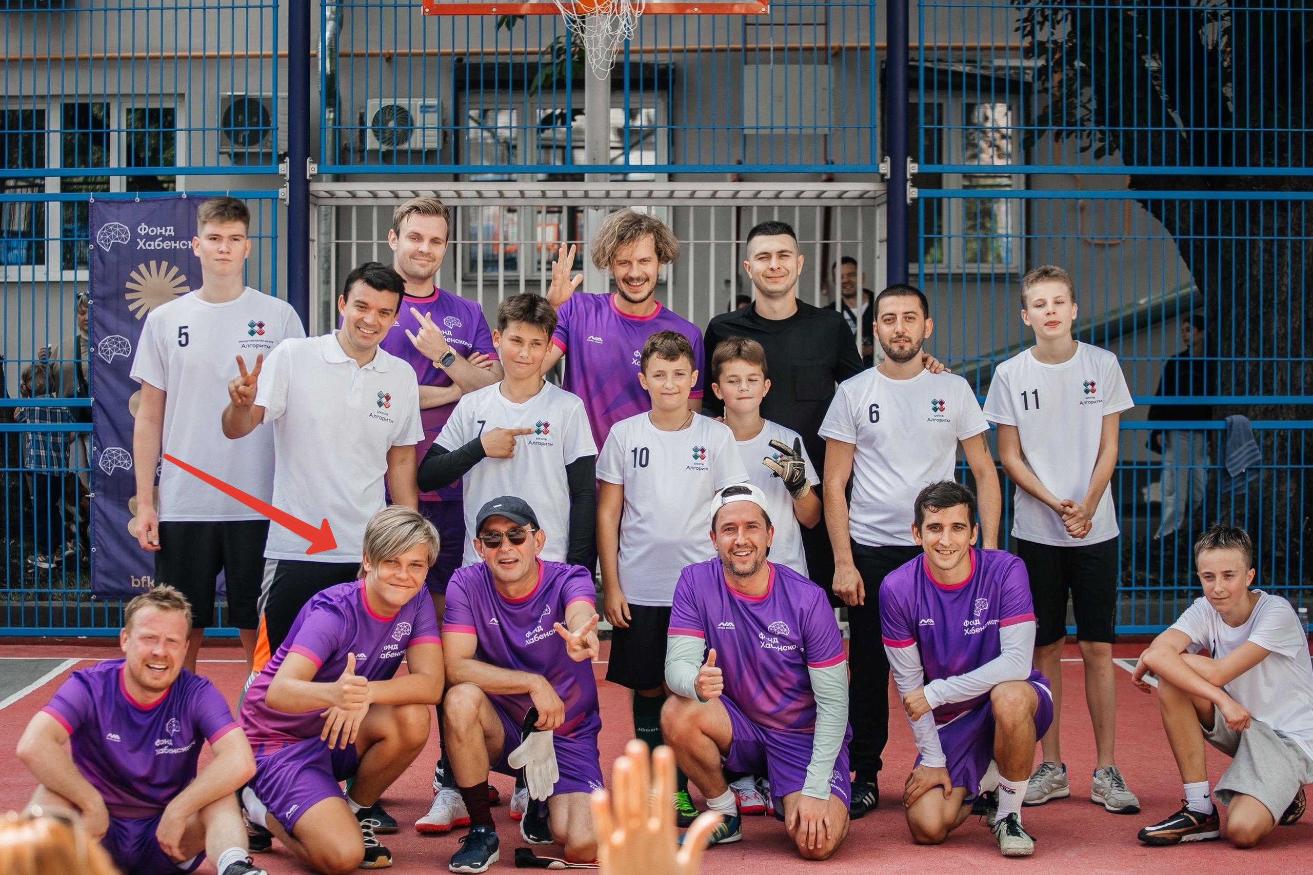 Сын Константина Хабенского впервые за долгое время появился на публике - 2x2.su картинка 2