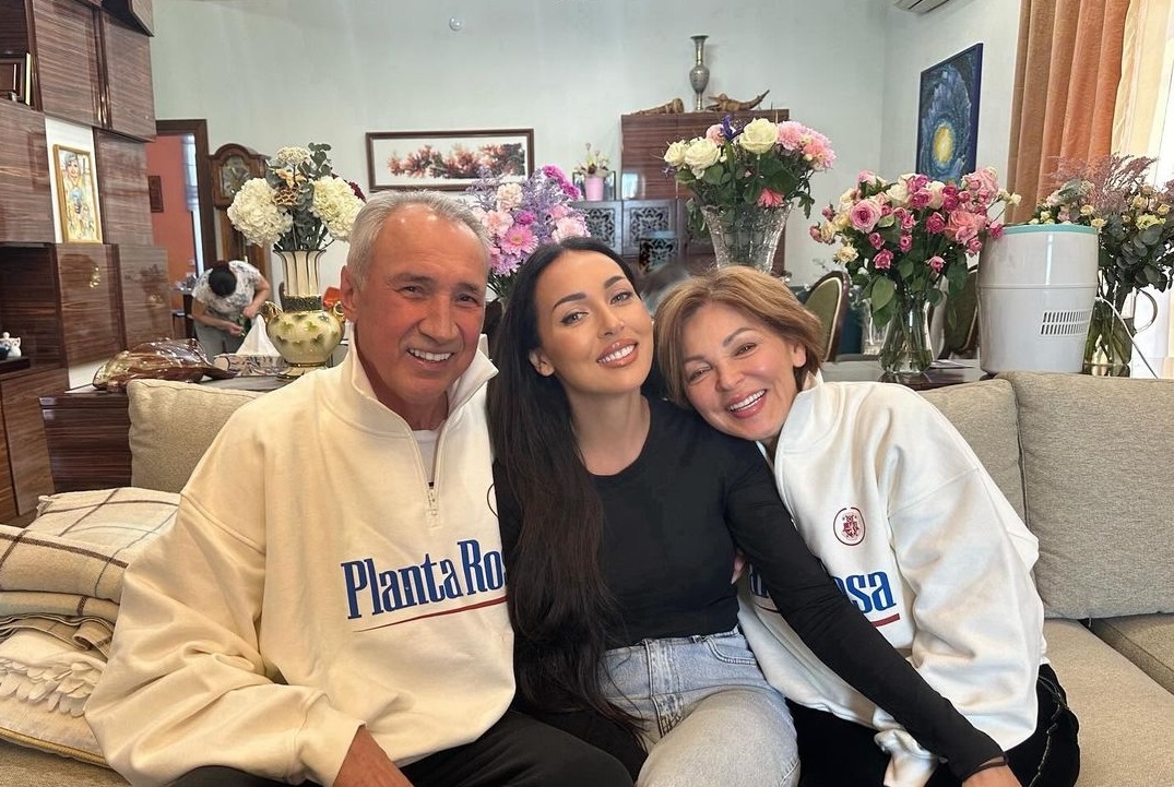 Алсу опубликовала фото родителей и удивила всех семейным сходством - 2x2.su картинка 2