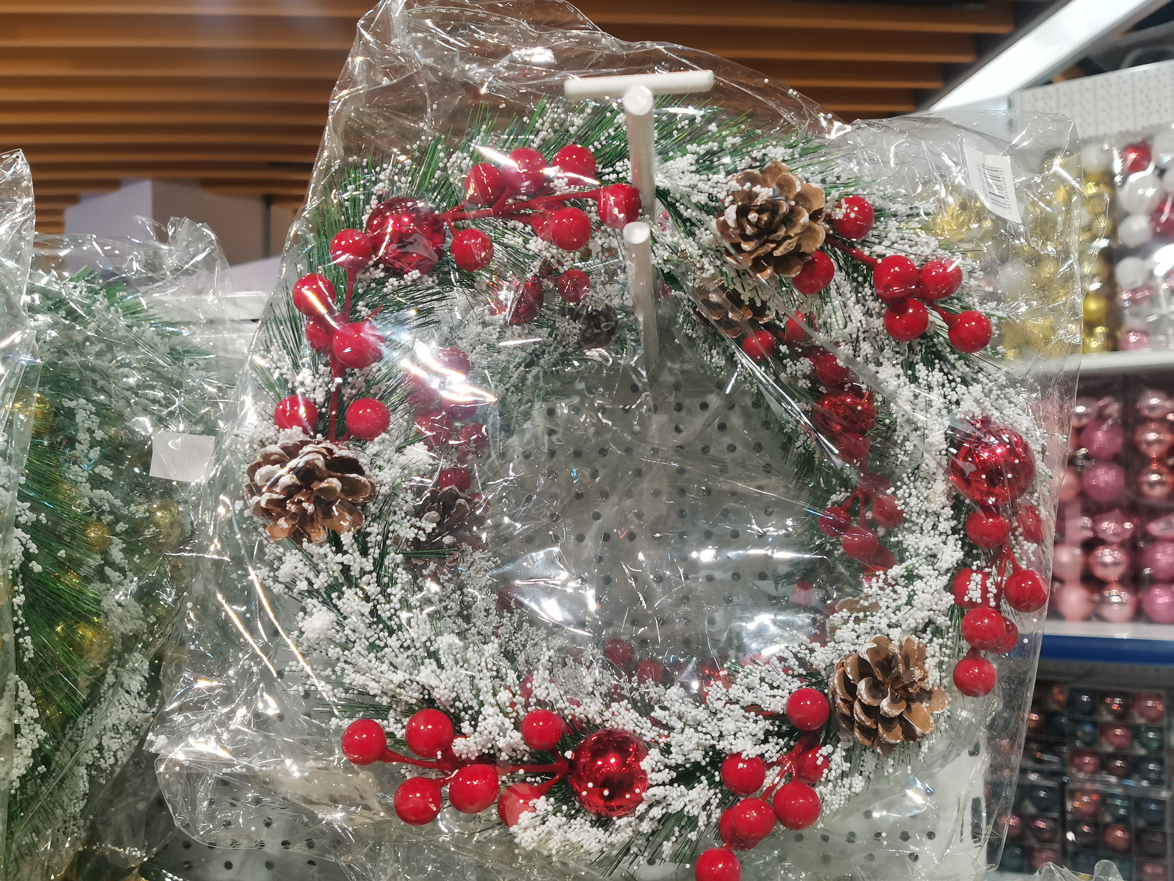 Чем украсить дом к Новому году: обзор магазинов Благовещенска - 2x2.su картинка 35