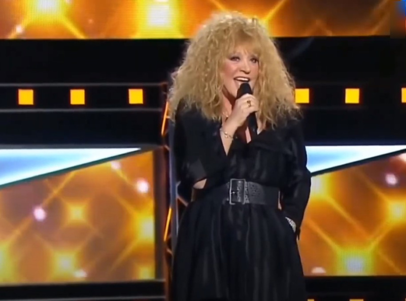 Фото Аллы Пугачёвой в тёмных очках подтвердило, что певица сделала пластику - 2x2.su