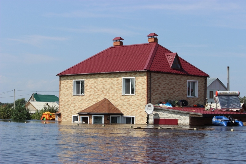 9 лет спустя снова дамбы: в годовщину страшного затопления во Владимировке готовятся к паводку - 2x2.su картинка 3