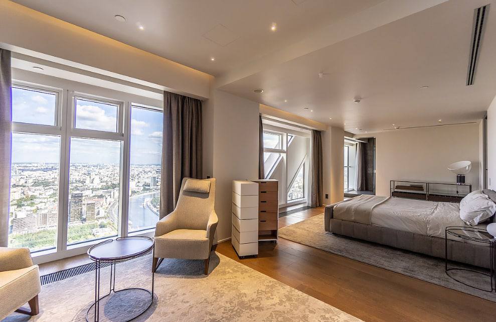 СМИ показали фото роскошного жилья Ивана Урганта, которое он распродал перед Израилем - 2x2.su картинка 5