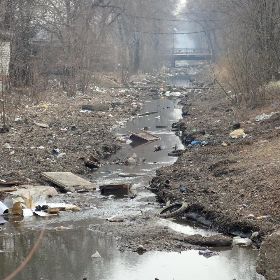 В Благовещенском районе нелегально сливали нечистоты прямо на землю - 2x2.su картинка 2