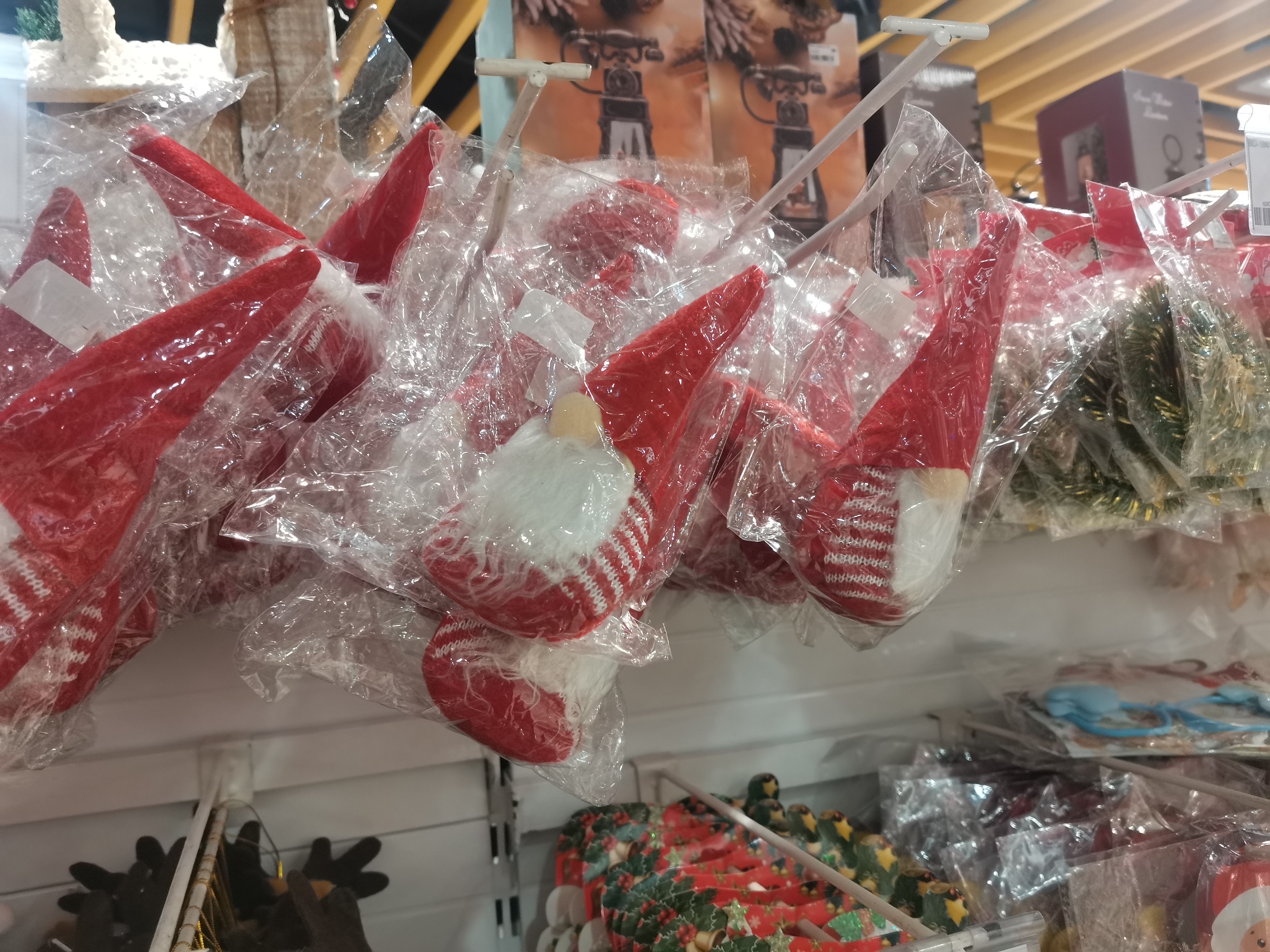 Чем украсить дом к Новому году: обзор магазинов Благовещенска - 2x2.su картинка 41