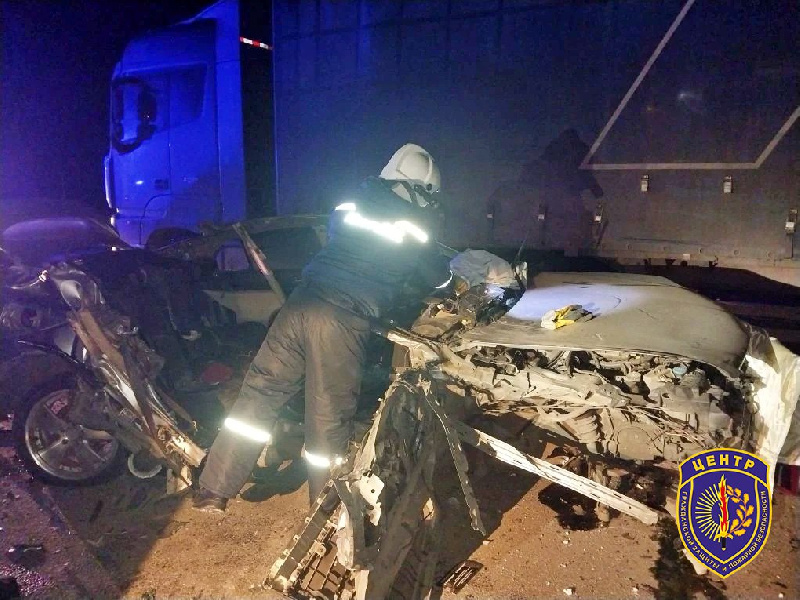 В ДТП в Свободненском районе погиб водитель, три человека пострадали - 2x2.su