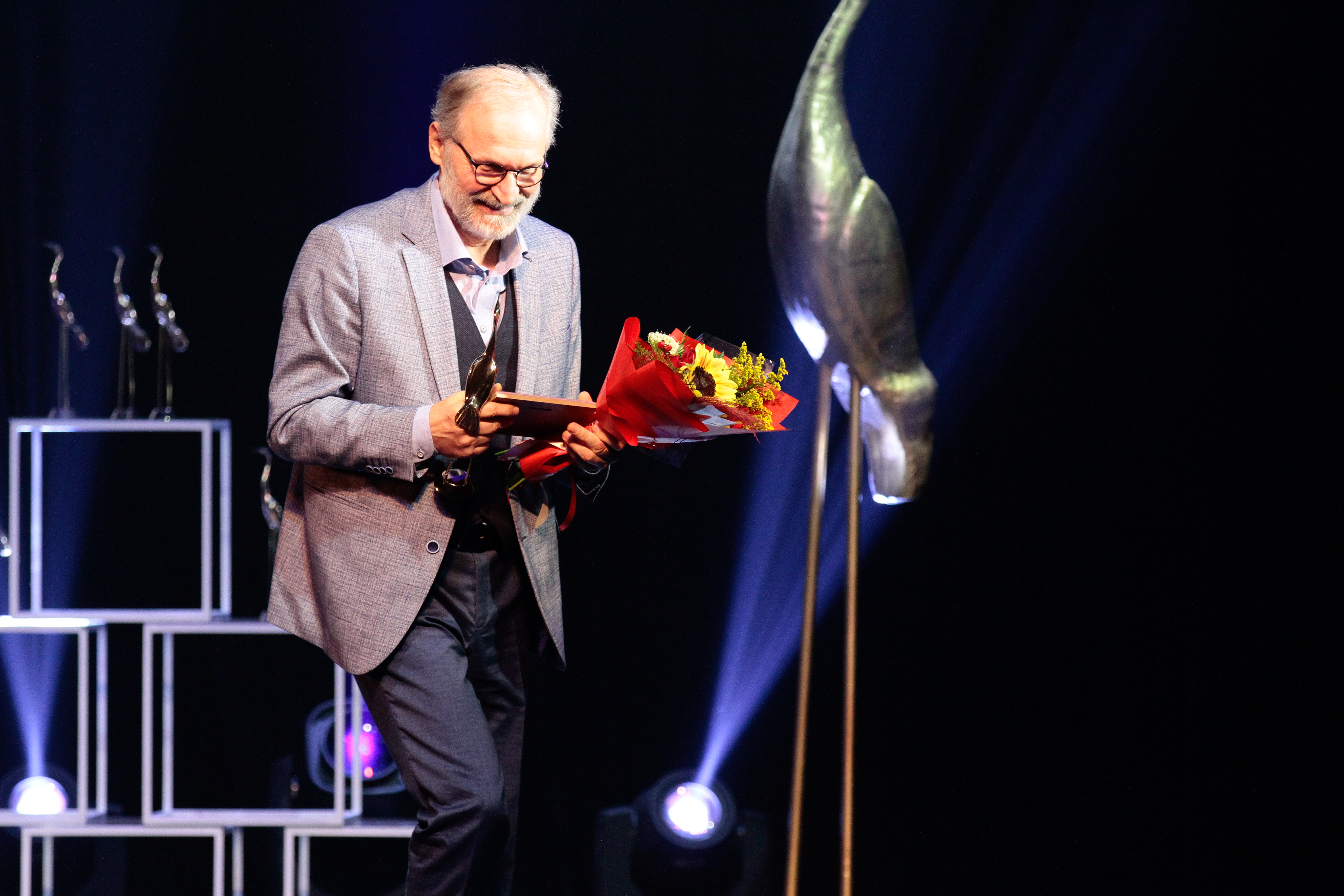 Награды юбилейной «Амурской осени» получили Фёдор Добронравов и Нонна Гришаева - 2x2.su картинка 2