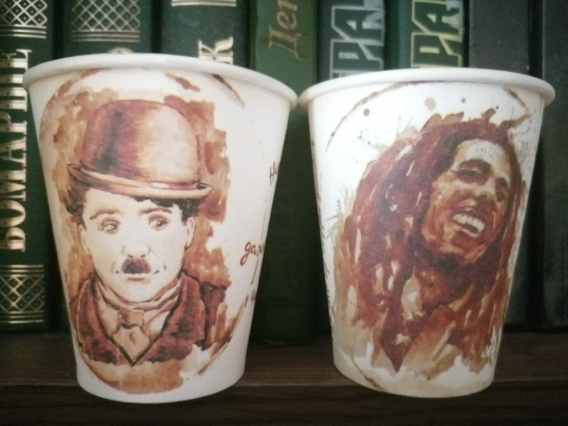 «И вовсе не мусор!»: благовещенка собрала внушительную коллекцию стаканчиков из-под кофе - 2x2.su