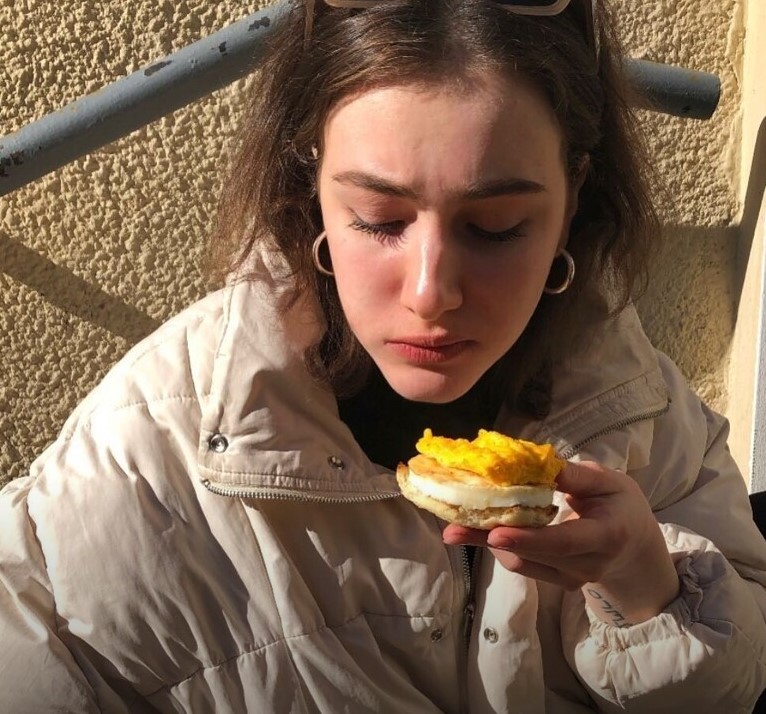 СМИ рассказали о жизни семьи актёра Владимира Турчинского  - 2x2.su картинка 2