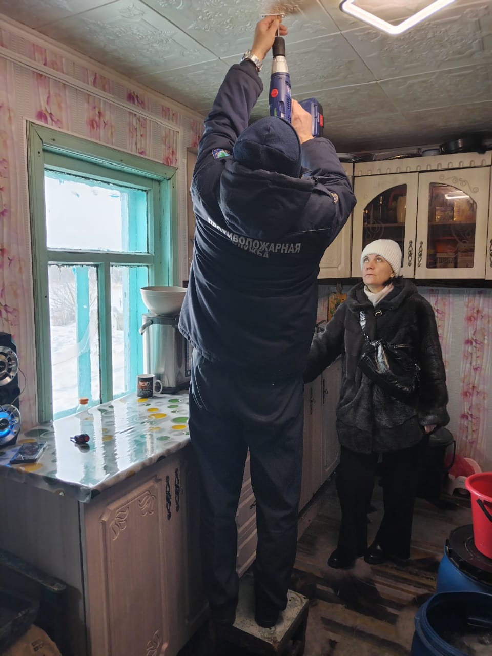 В домах амурчан бесплатно установили около 3000 пожарных извещателей - 2x2.su картинка 3