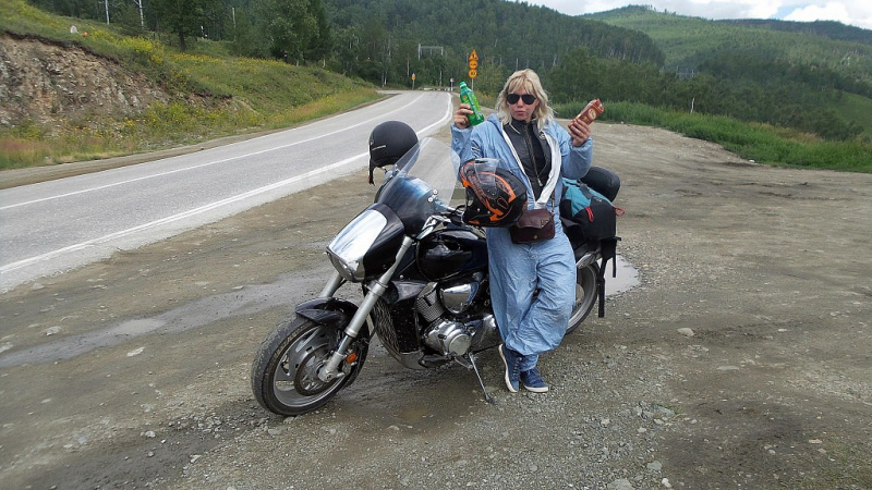 Как амурчанка с мужем через четыре области на мотоцикле проехала - 2x2.su
