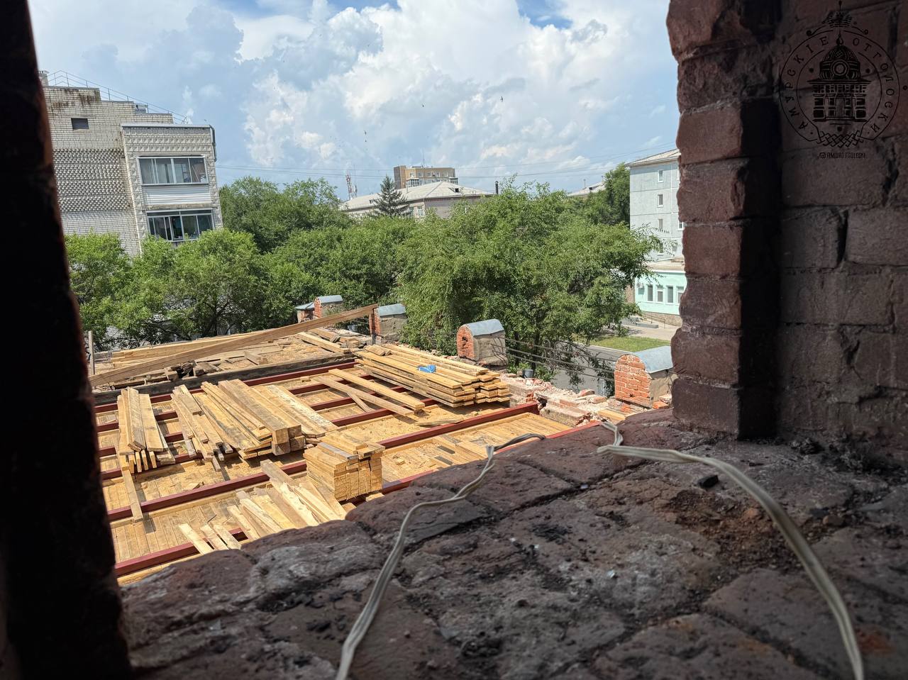 Как идет ремонт на пожарной каланче Благовещенска: фоторепортаж - 2x2.su картинка 2