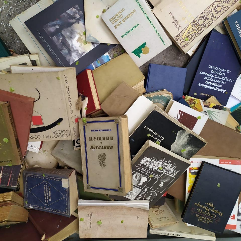 В благовещенской мусорке нашли архив известного скульптора Николая Гейца - 2x2.su картинка 3