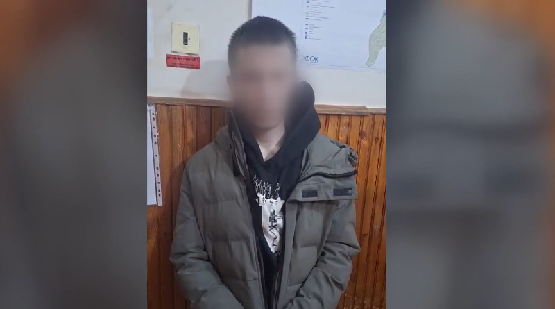 В Зее полицейские задержали 18-летнего парня, выманившего у пенсионеров 900 тысяч рублей
