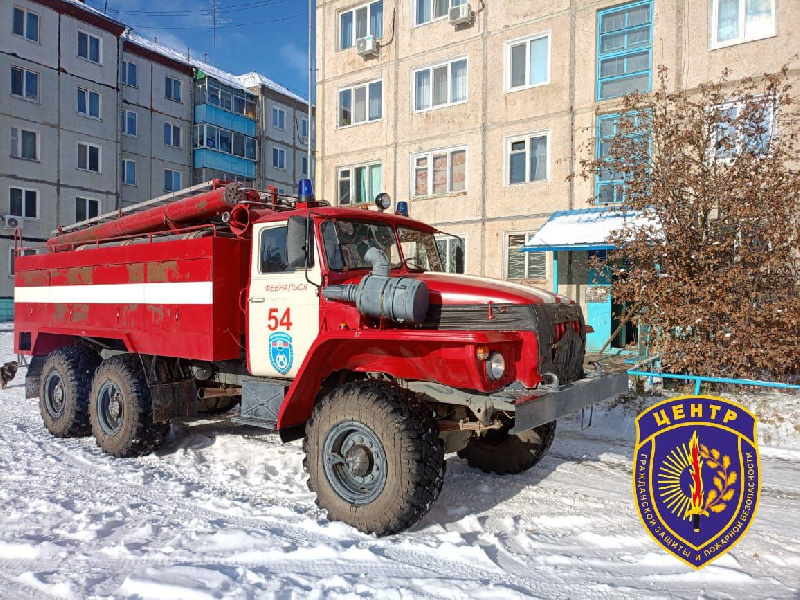 В Февральске 7-летний ребенок остался в запертой квартире - 2x2.su