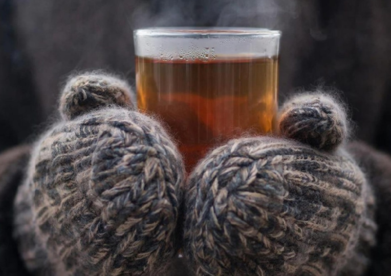 В Благовещенске на площади им. Ленина установили теплую палатку - 2x2.su