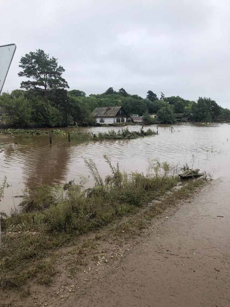 В сёлах Белогорского района вода зашла в дома и на приусадебные участки  - 2x2.su картинка 14