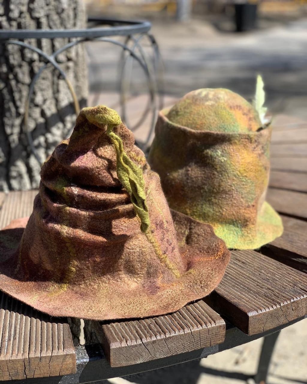 Благовещенка создает из шерсти космические шарфы и шапки для фей - 2x2.su картинка 2