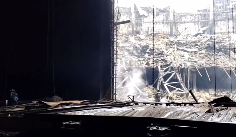Сгоревший при теракте «Крокус Сити Холл» предлагают не восстанавливать - 2x2.su