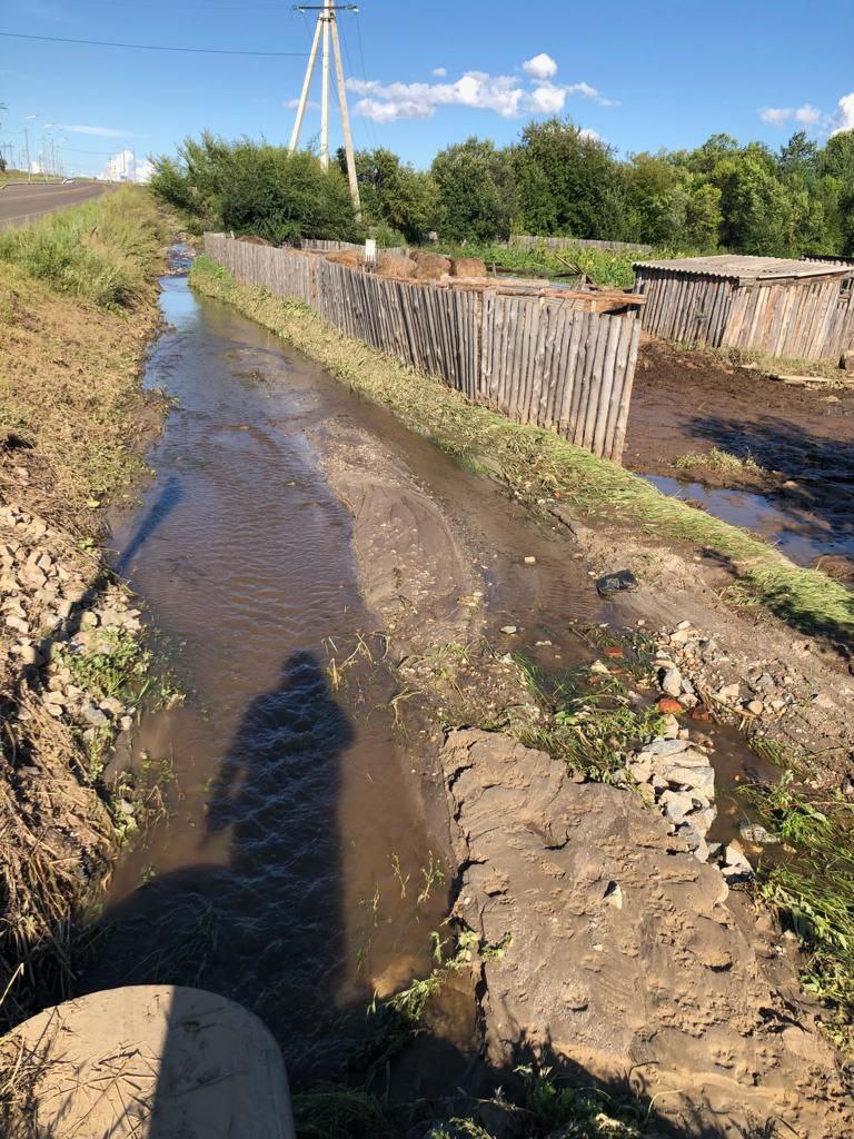 В сёлах Белогорского района вода зашла в дома и на приусадебные участки  - 2x2.su картинка 7