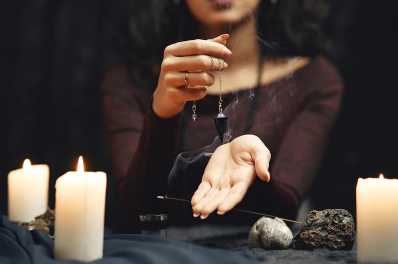 Финалистка «Битвы экстрасенсов» составила астрологический прогноз на февраль 2024 года - 2x2.su