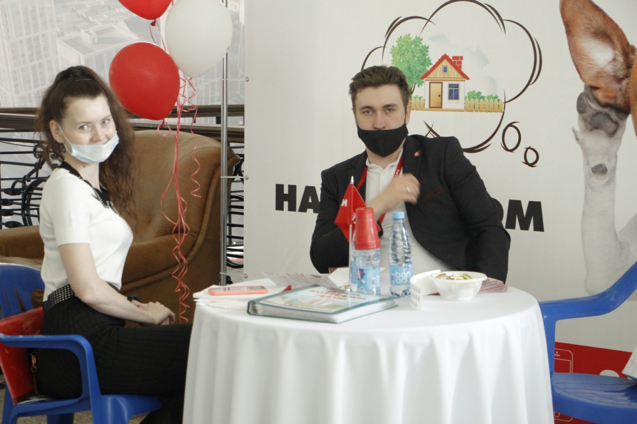 Десятки амурчан получили консультации и приобрели квартиры на «Ярмарке жилья» - 2x2.su картинка 10