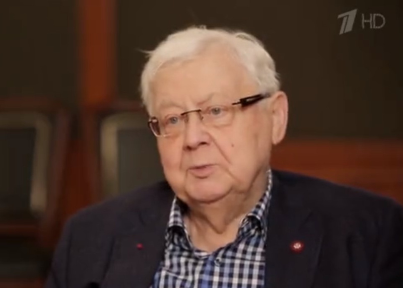 Поклонники показали, как выглядит могила Олега Табакова на Новодевичьем кладбище - 2x2.su