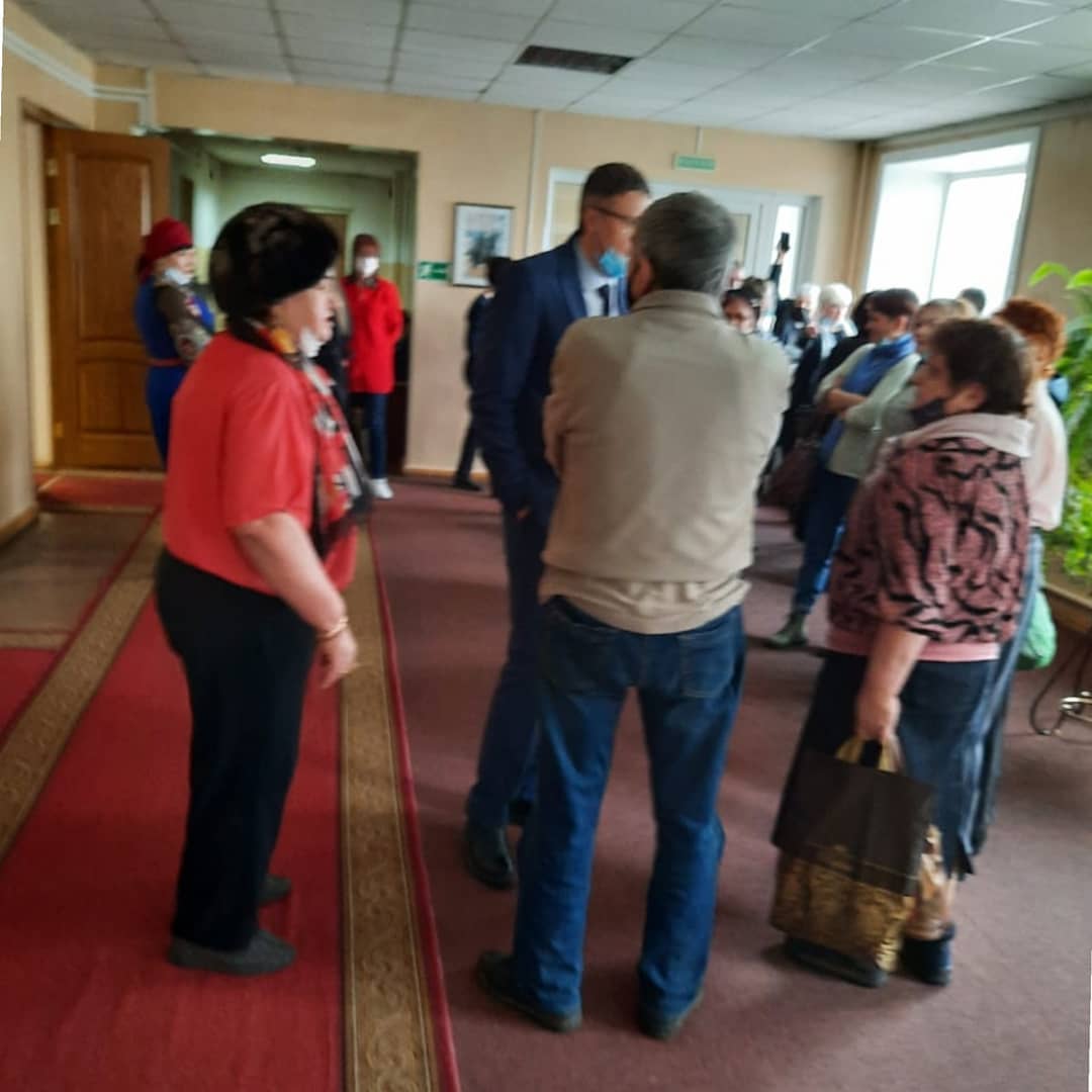 Не добрали голосов: главу Зеи не смогли отправить в отставку - 2x2.su картинка 2