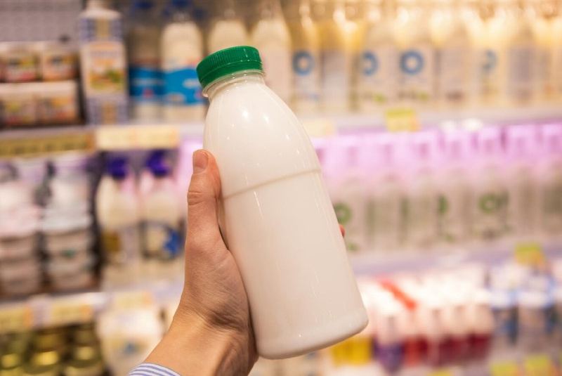 Амурчанин пожаловался на магазин, продающий поддельное молоко