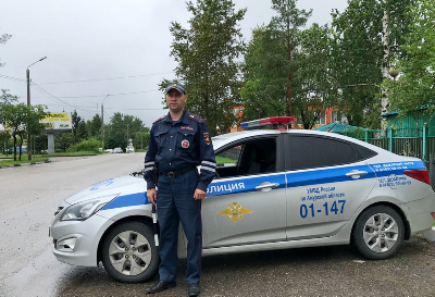 Полицейские помогли истекающему кровью амурчанину добраться до врачей - 2x2.su