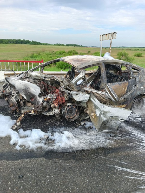 Четыре человека погибли в аварии в Амурской области, автомобили загорелись - 2x2.su картинка 3