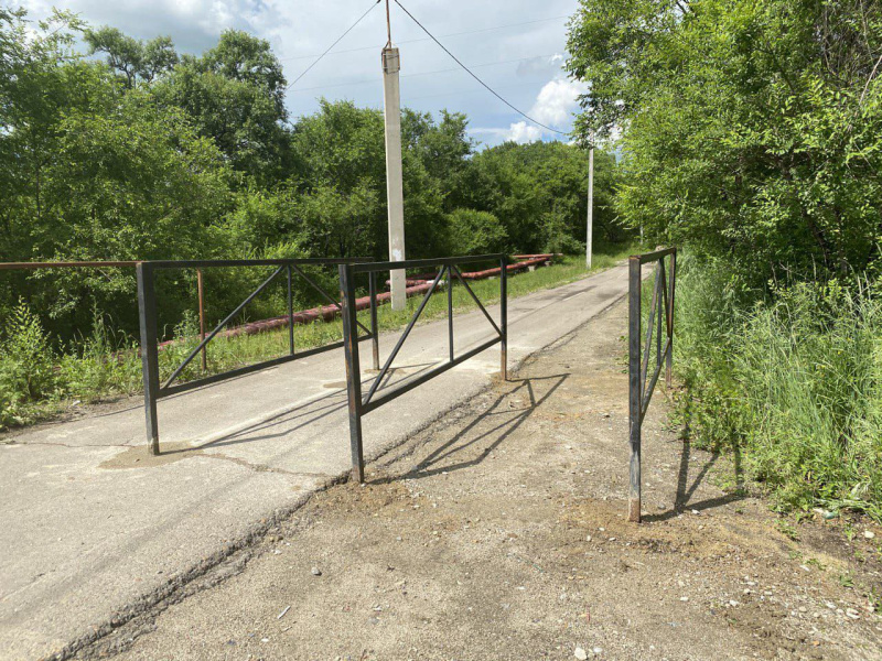 Благовещенцы жалуются, что по велодорожке ездят машины, мэр прокомментировал ситуацию  - 2x2.su