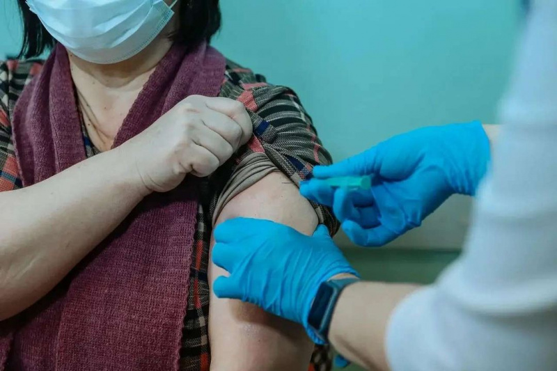 В Амурской области большинство заболевших коронавирусом не вакцинировались - 2x2.su