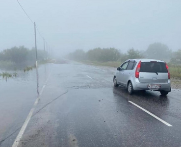 В Белогорском районе из-за подъёма воды перекрыли трассу - 2x2.su