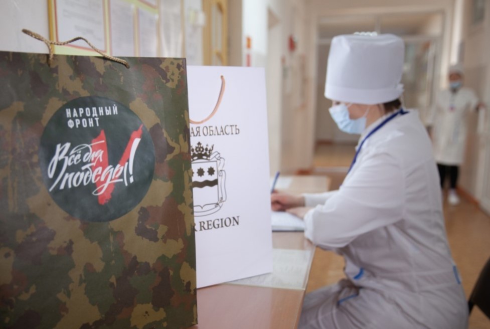 «Готовы вернуться в строй»: Василий Орлов навестил раненых бойцов СВО  - 2x2.su картинка 5