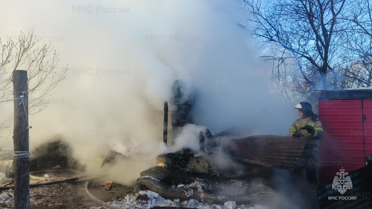 При пожаре под Благовещенском найдено тело 63-летней женщины - 2x2.su картинка 3